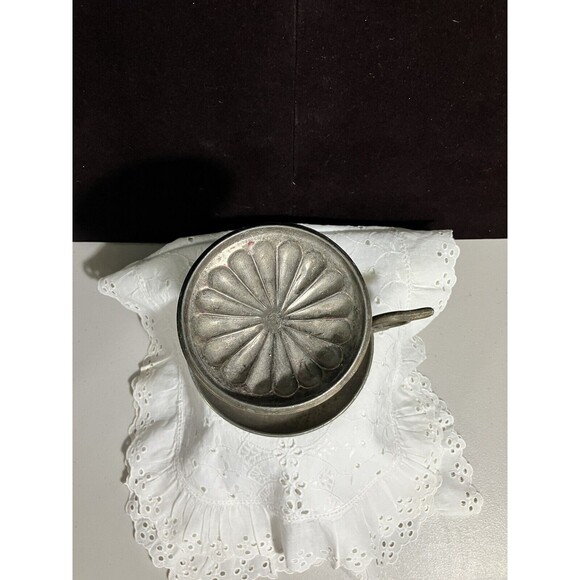 Vintage Dilly Metal & Wood Chamberstick Finger Loop Candle Holder - Picture 2 of 5